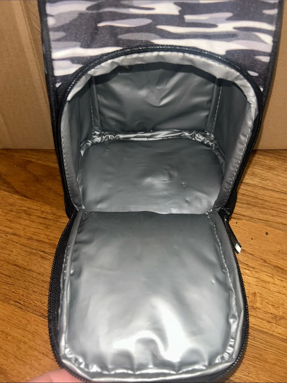 sold Nike Black & Gray Camo Dome Insulated Lunch Bag with White Swoosh